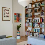 Spacious Belle Epoque House With Free Parking オステンド