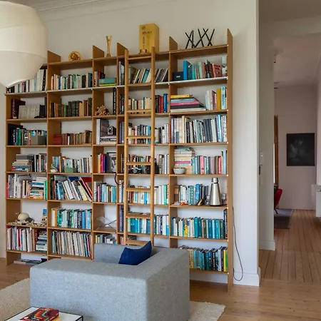 Spacious Belle Epoque House With Free Parking Vakantiehuis *