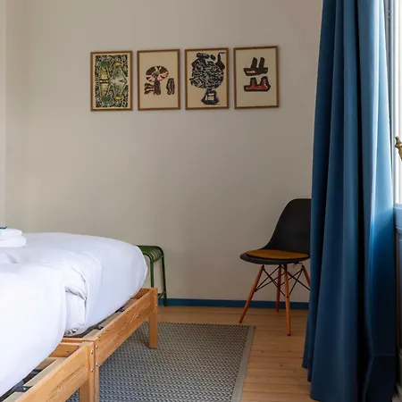 Spacious Belle Epoque House With Free Parking Vakantiehuis Oostende