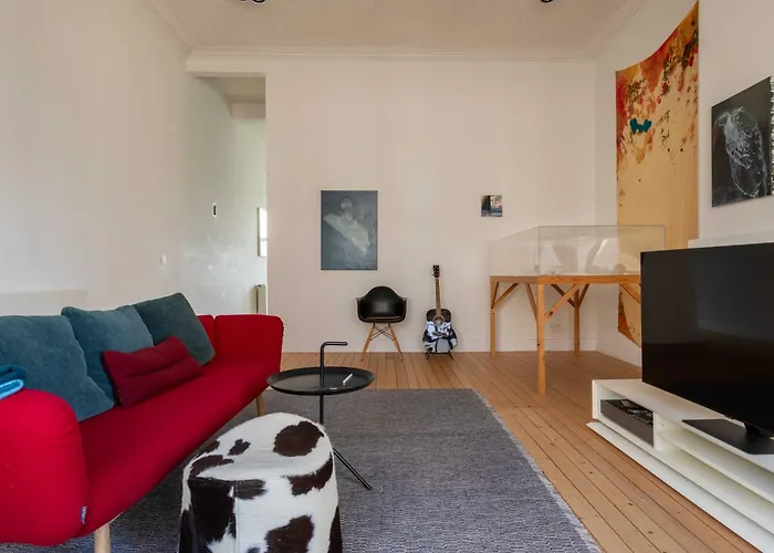 Spacious Belle Epoque House With Free Parking Ferienhaus Ostende