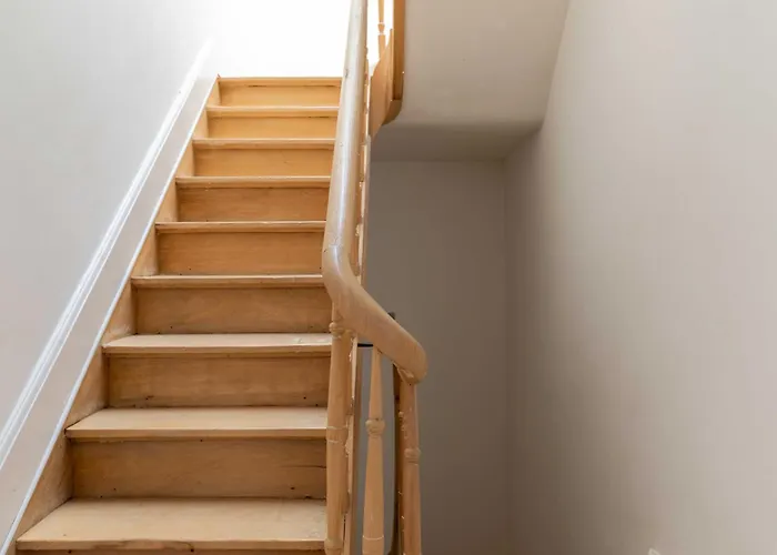 Spacious Belle Epoque House With Free Parking Ferienhaus *