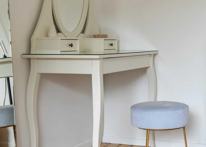 Spacious Belle Epoque House With Free Parking Ostende