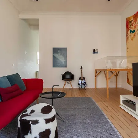 Spacious Belle Epoque House With Free Parking Vakantiehuis Oostende